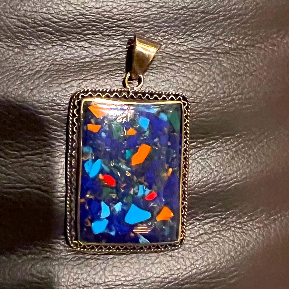A beautiful piece of art Turkish Necklace.buy this and get the square one free.